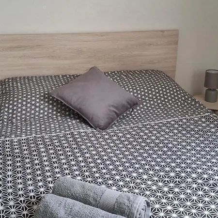 4 Bedrooms - 2 Bathrooms - Parking And Balcony